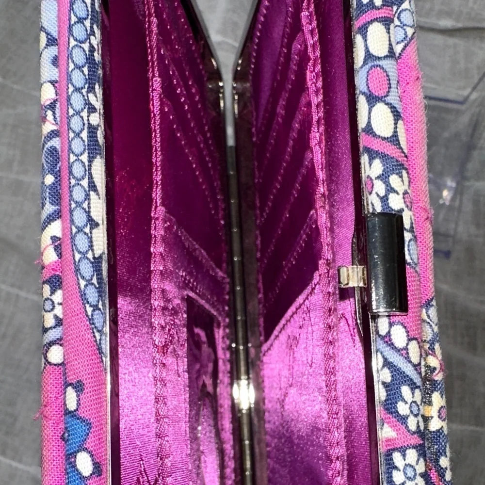 Vera Bradley Boysenberry Paisley Pattern Opera Wallet Style Clutch Designer EUC - Picture 10 of 16